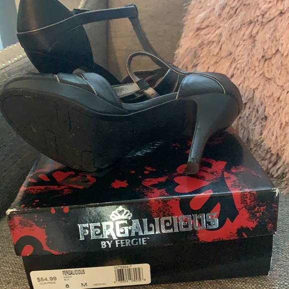 Fergaliciois black heels size 8 ankle strap , worn once - Picture 6 of 6
